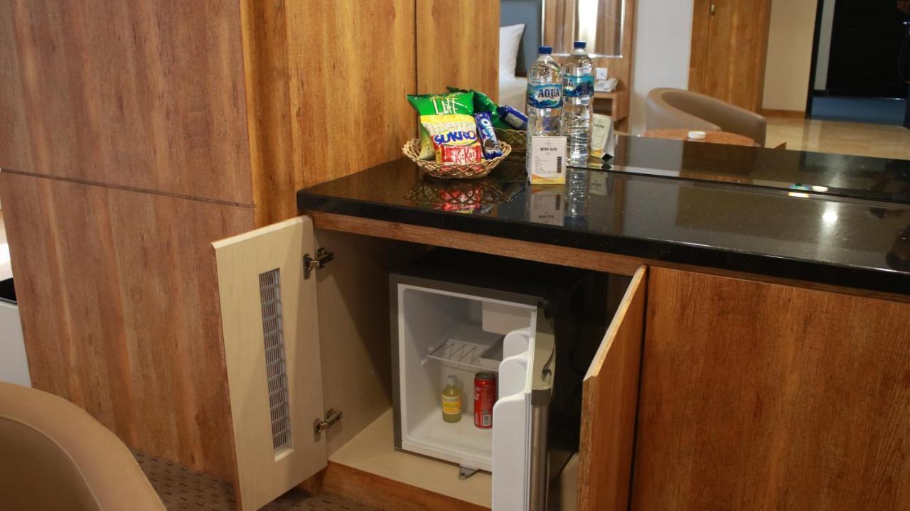 Beverly Hotel Batam Nagoya Ngoại thất bức ảnh