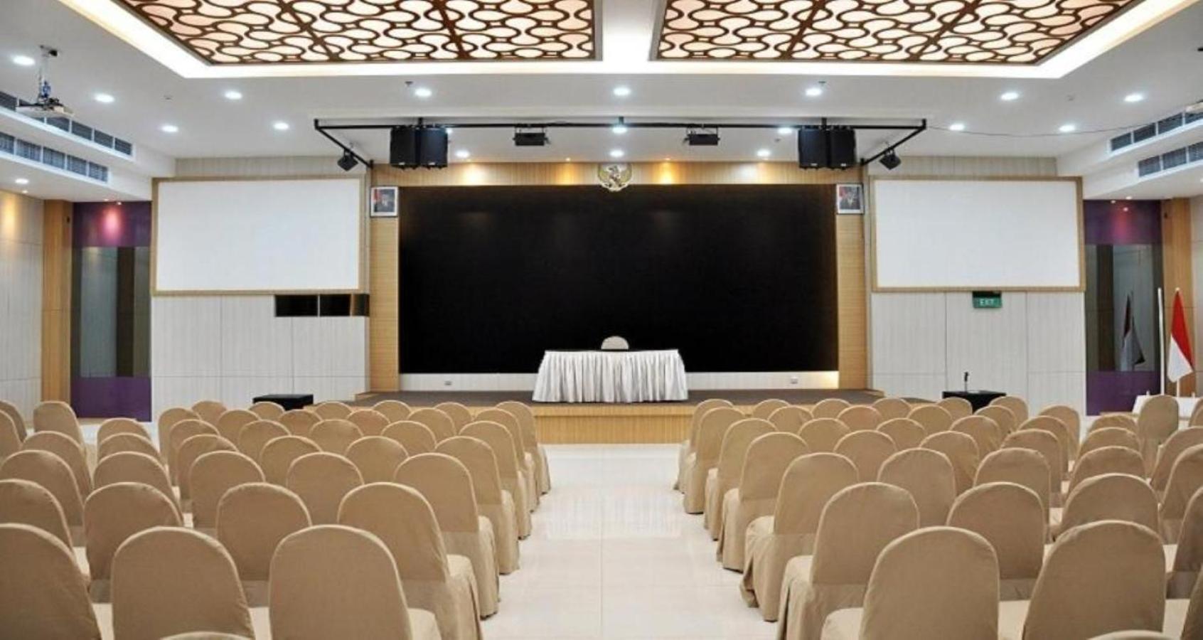 Beverly Hotel Batam Nagoya Ngoại thất bức ảnh