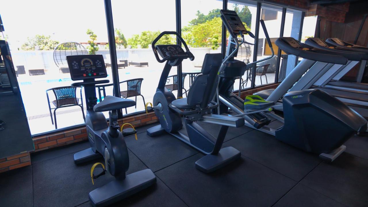 Beverly Hotel Batam Nagoya Ngoại thất bức ảnh
